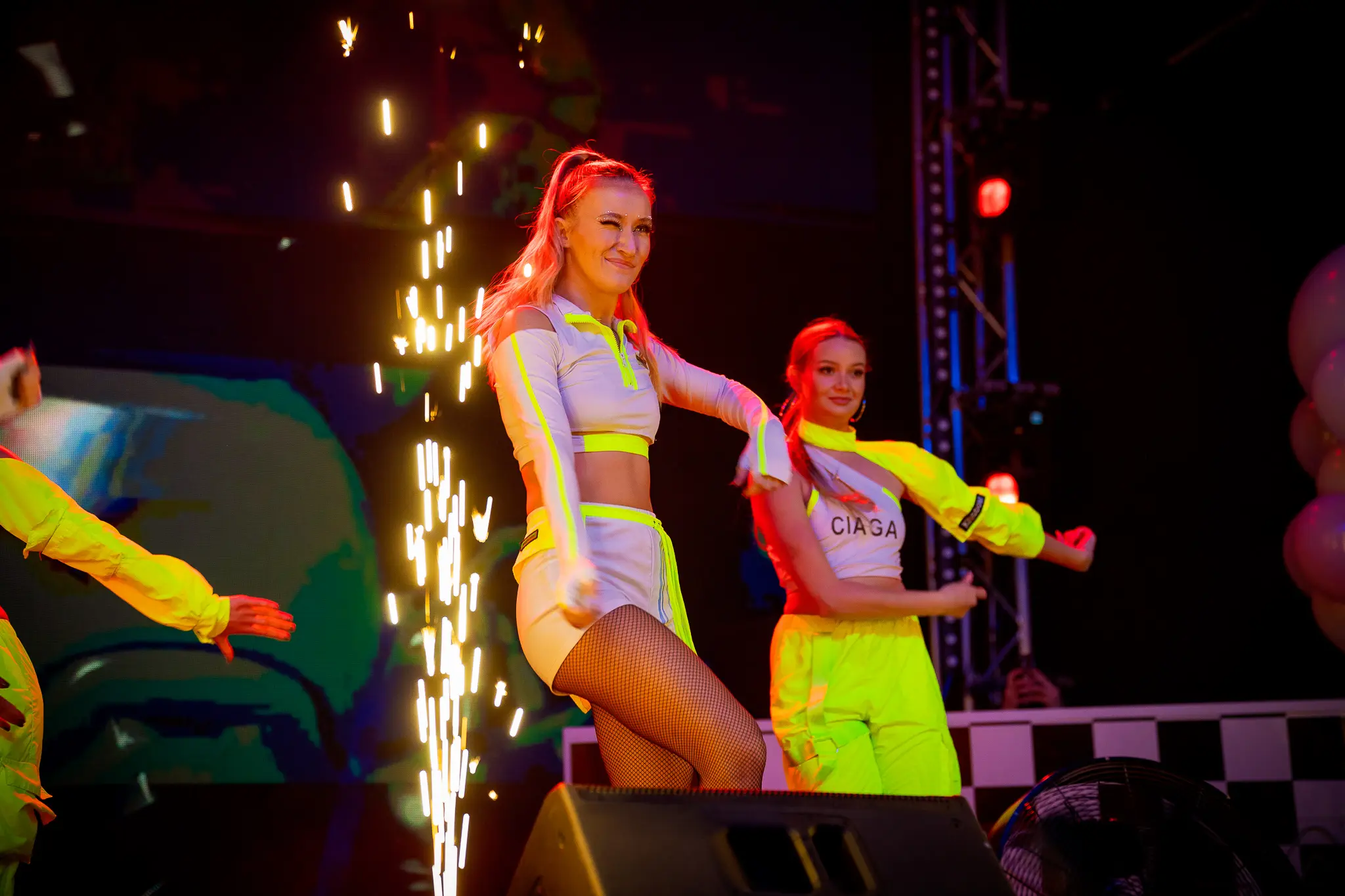 pokaz taneczny event firmowy efekty sceniczne